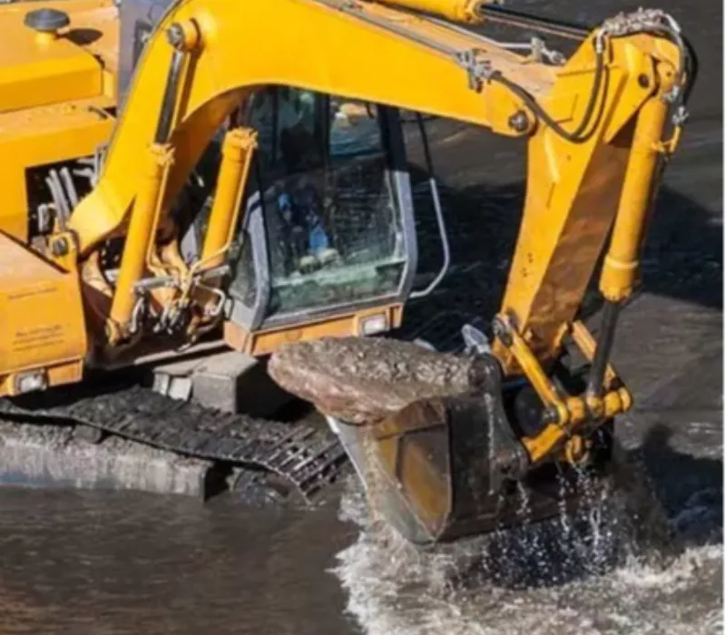 RÉSISTANT A L'EAU 